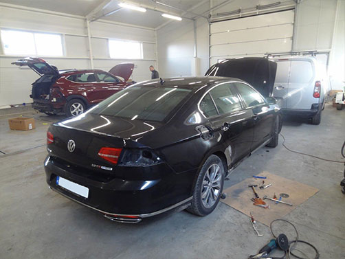 VOLKSWAGEN PASSAT